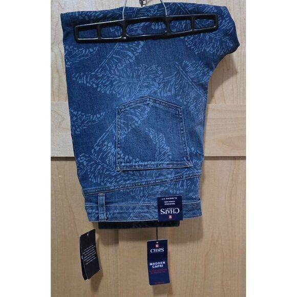 Chaps Womens Denim Capri With Leaf Print Modern Fit Size 18 - Picture 3 of 12